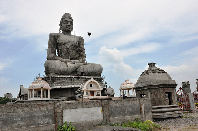 Dyana Buddha