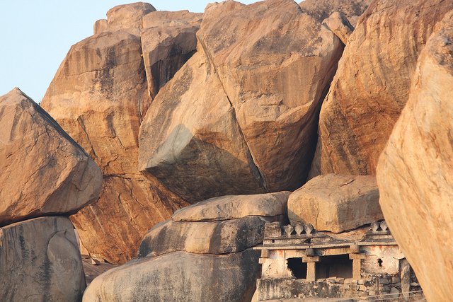Hemakuta Hill, Hampi