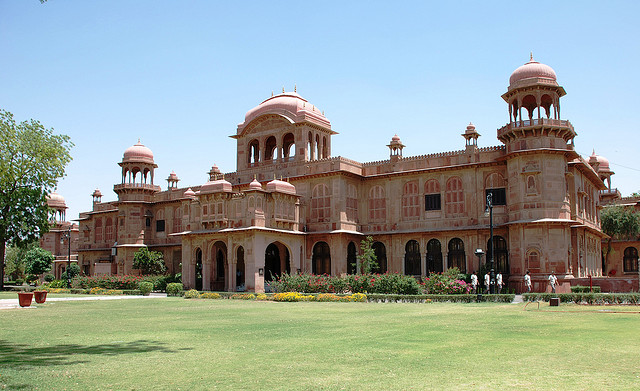 Lallgarh Palace
